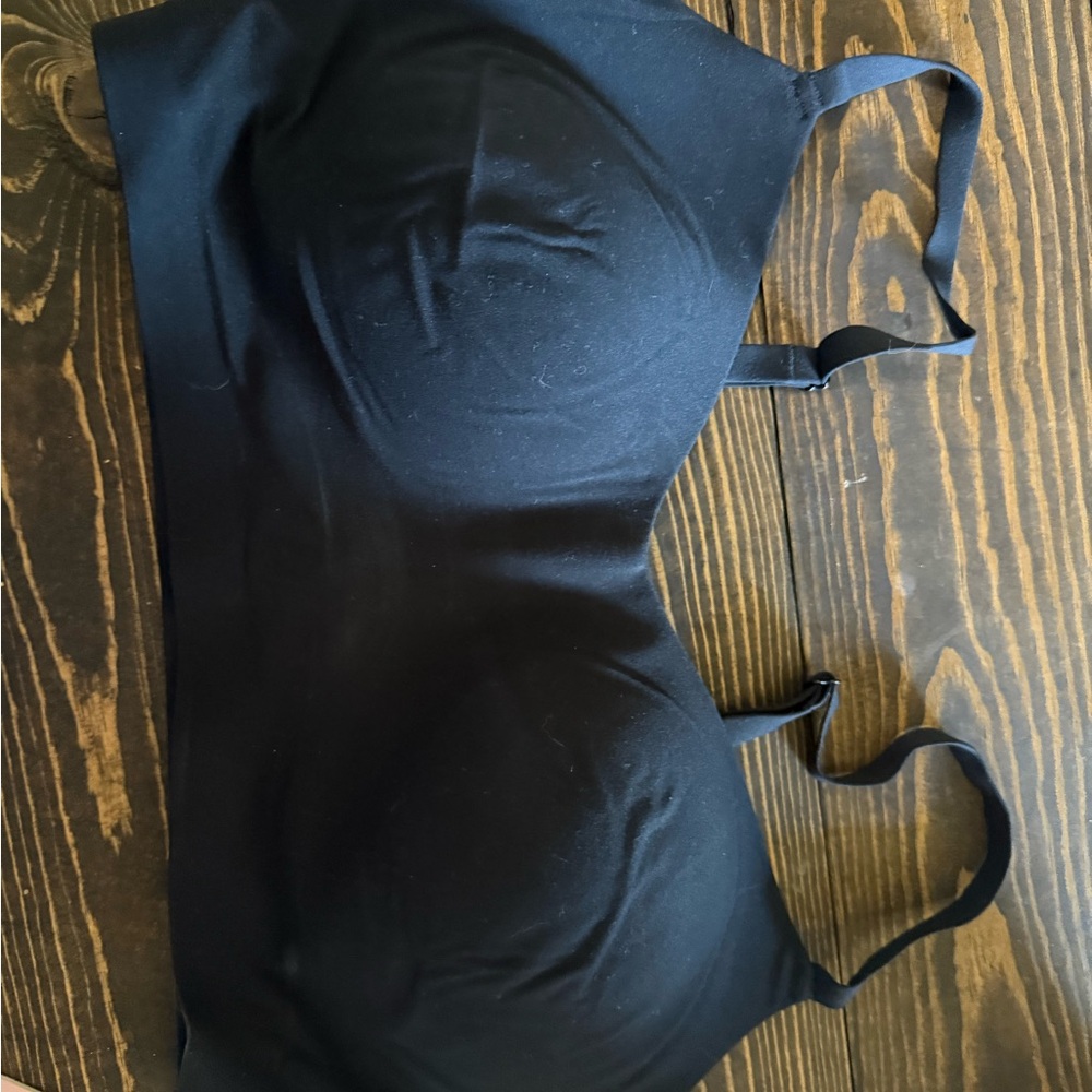 Seamless Black Bra